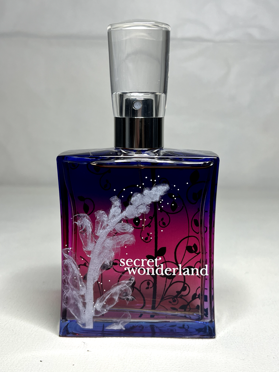 Bath & Body Works SECRET WONDERLAND 2.5oz /75ml Womens Perfume
