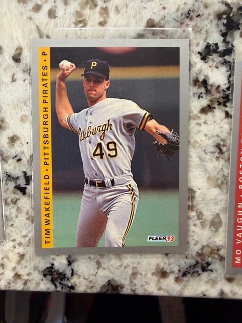1993 FLEER MLB BASEBALL CARD PITTSBURGH PIRATES TIM WAKEFIELD #123
