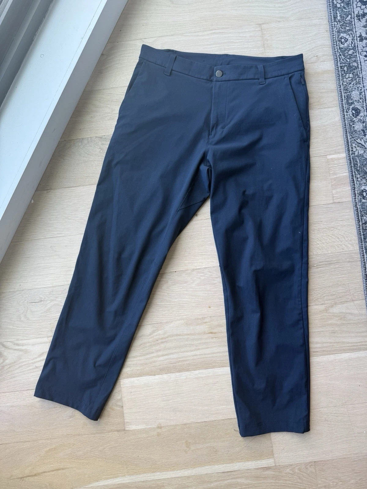 Lululemon Casual Blue Pants Trousers Lightweight Material Size 33 Waist