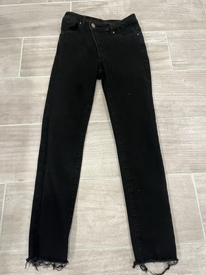 Risen Jeans Women s Size 3/26 Color Black 10  Rise Style# RDP5278