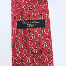 Brooks Brothers Makers All Silk Red Chain Link Necktie Business Formal Classic