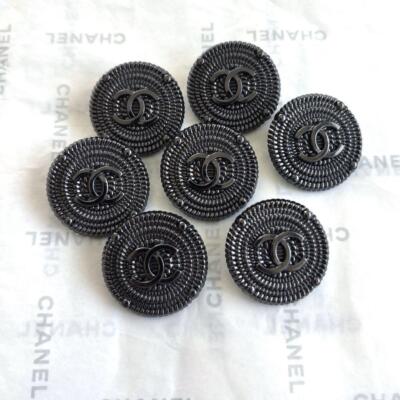 CHANEL vintage buttons flat black logo 24mm set of 7