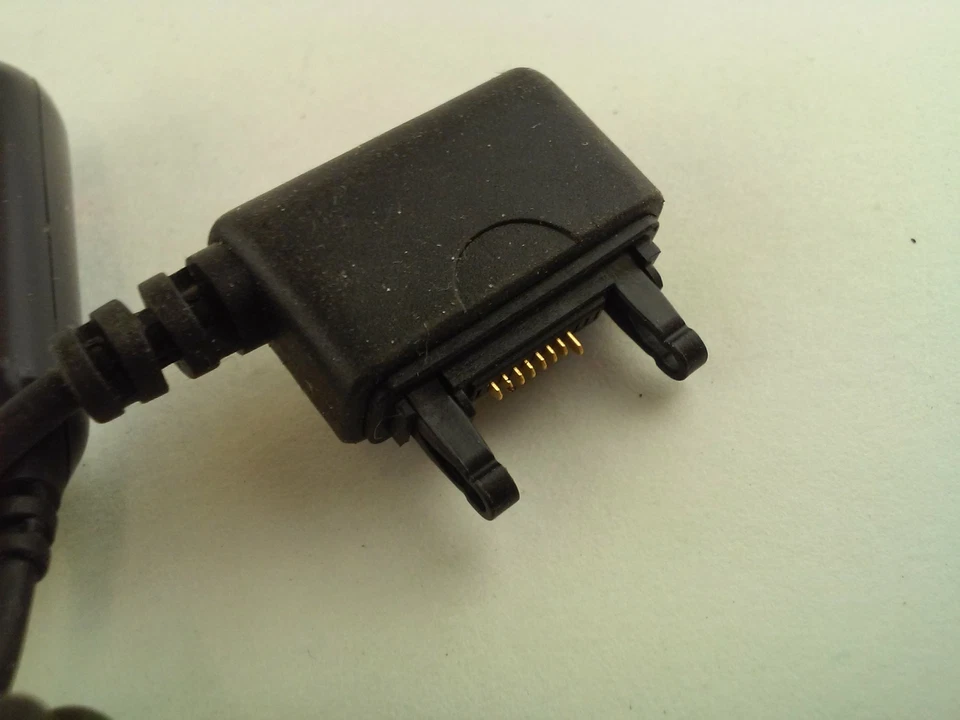 Sony Ericsson Stereo Earphone Headphone Handsfree HPM-70 - Image 2 of 4