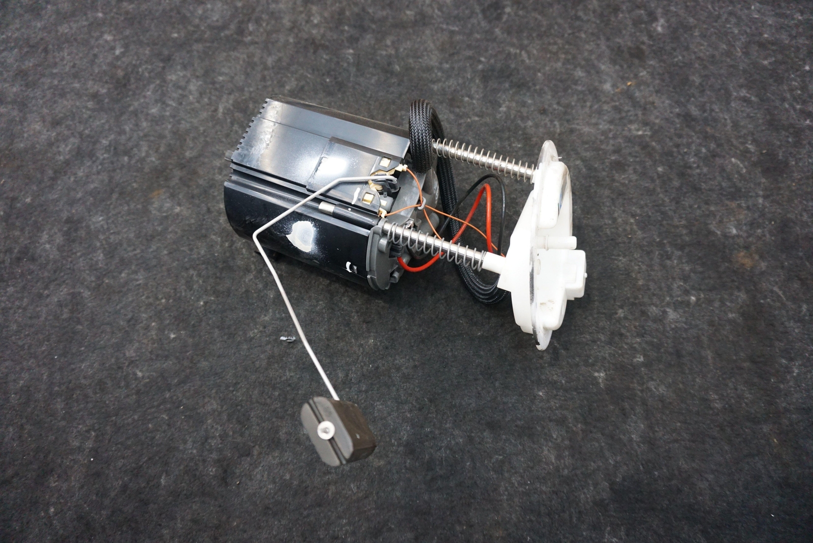 Gasoline Gas Fuel Tank Pump Sender 670035006 Maserati Quattroporte S M156 14-17+