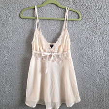 Vtg Secret Treasures Boudoir Nightgown Size Small Lace Embroidered Lingerie