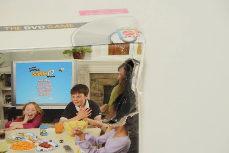 SCENE IT? The Simpsons - DVD Board Game - Mattel - Brand New Sealed 2009 - Image 3 of 4