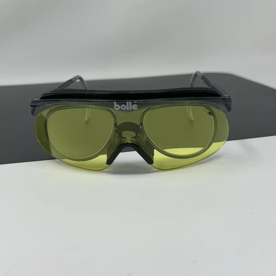 Gafas de sol Bolle 13E2 cristal marco negro lente amarilla Francia y clip para gafas Foto 2 de 4