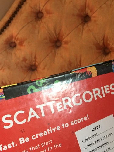 Scattergories - Party Game - New & Unopened - Picture 4 of 8