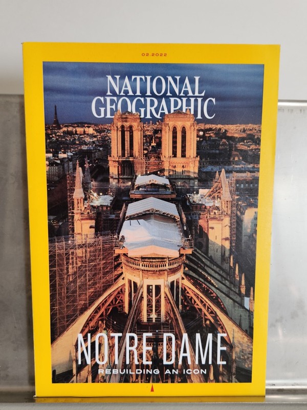 NATIONAL GEOGRAPHIC Magazine February 2022 Notre Dame Collectible🔥