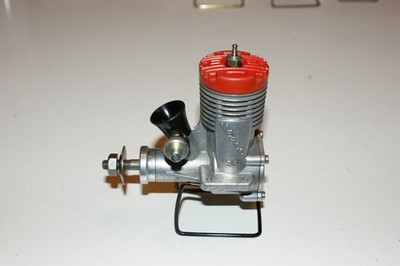 Moteur Merco 29 R/C Pour Avion Nitro – Vintage – Pour Pièces Ou Réparation – Allemagne