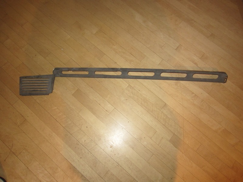 FERRARI VALANCE PANEL - MAYBE 308 gt4, gts, gtb, 328, Mondial, Testarossa, 348