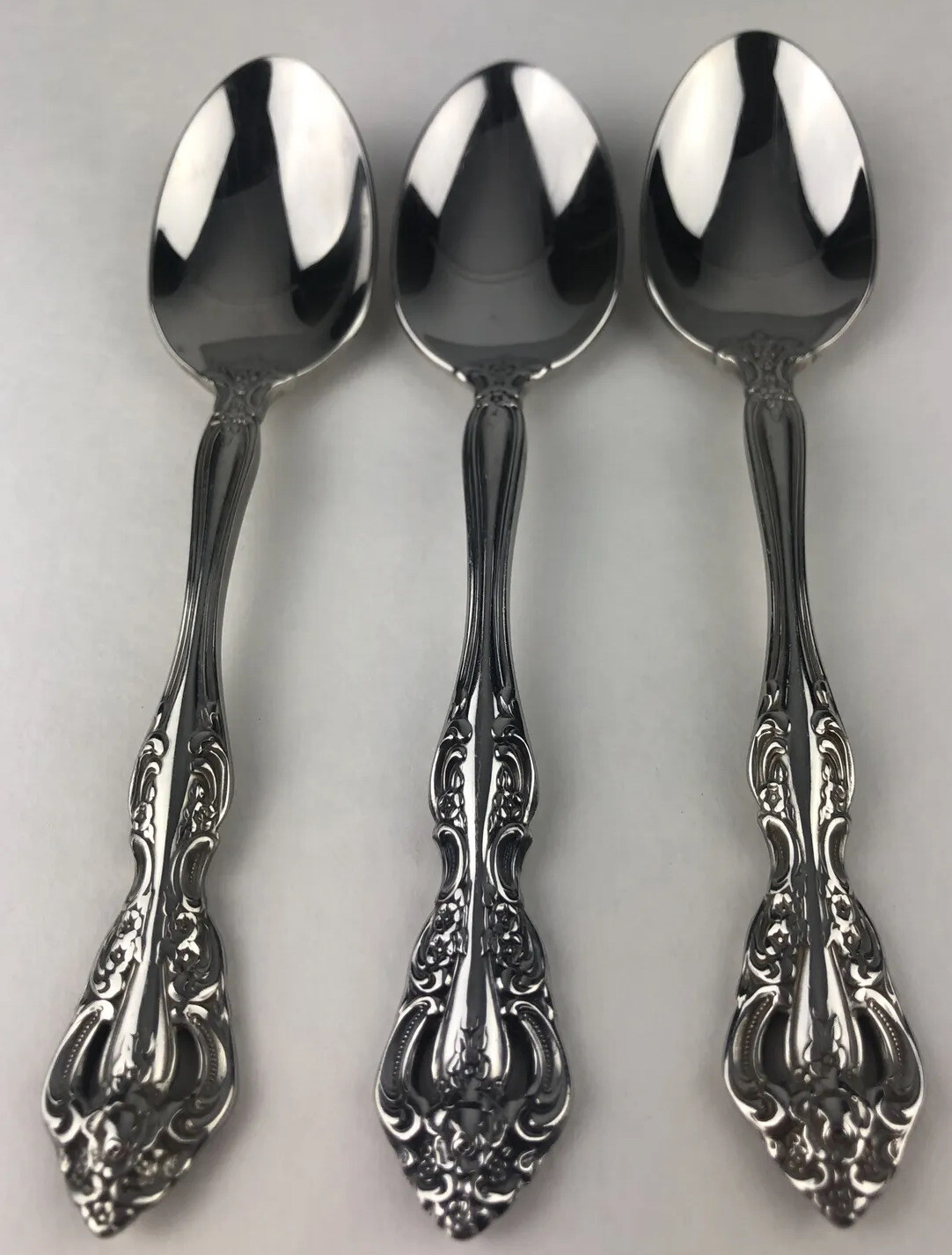 Oneida Michelangelo Cube Heirloom Stainless Flatware 3 Teaspoons Spoon