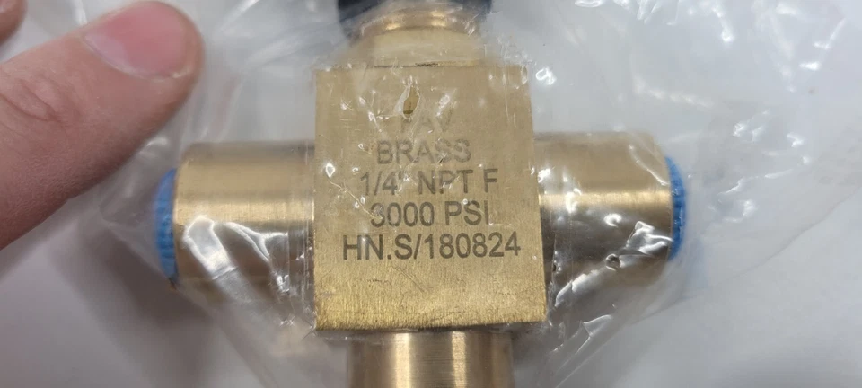FAV 1/4" NPT Female 3-Way Brass Ball Valve 2500PSI PANEL MOUNT STYLE NEW - Image 2 of 3
