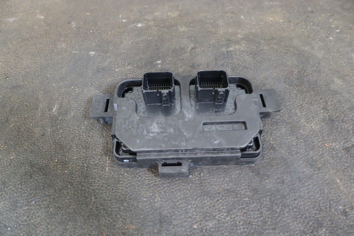 s-l1200.jpg s-l1200.jpg
