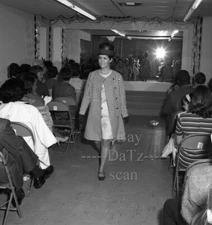 Negative-pretty pinup girl-John Robert Powers fashion 1967 t940237 