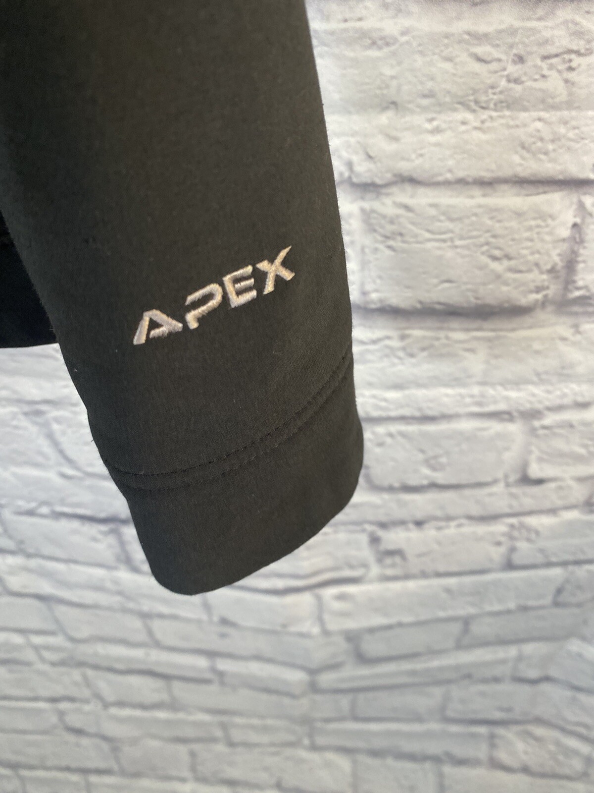 The North Face Apex Bionic Windwall Shell Womens … - image 3