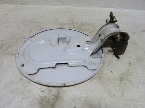 2000 - 2006 TAHOE SIERRA SUBURBAN YUKON GAS DOOR FUEL DOOR WHITE - Picture 10 of 10