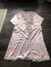 LILY OF FRANCE Vintage Satin Robe With Cream Lace  Belt Pocket Pink Womens L