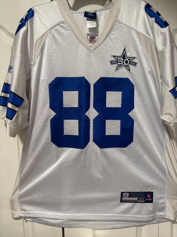 Reebok Dallas Cowboys Dez Bryant #88 NFL Jersey White Blue Size 52 Football