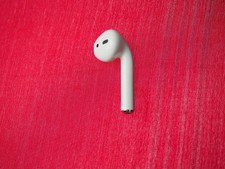 Apple Airpods Right (A2032) Bluetooth Earbud Only & Working