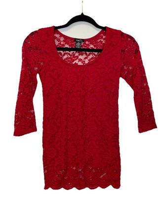 Rue21 Red Floral Lace Top Size S Scoop Neck 3/4 Sleeves Stretchy Fitted Y2K