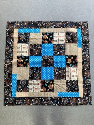 Handarbeit Patchwork Quilt Decke Kinder Baumwolle Vintage Stoffe ca. 94x94cm