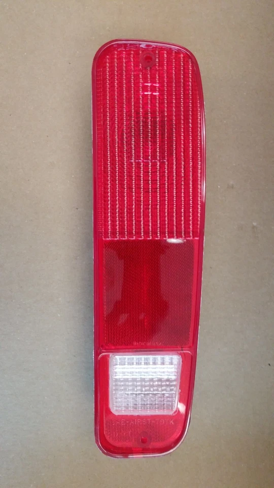 Lente de luz trasera lateral para pasajero Ford F100 F150 F250 Bronco 1974-1979 Foto 2 de 2