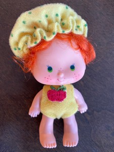 apple dumplin doll