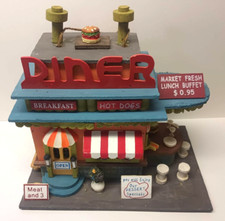 New Country Diner Wooden Bird Feeder 10x9x6.5