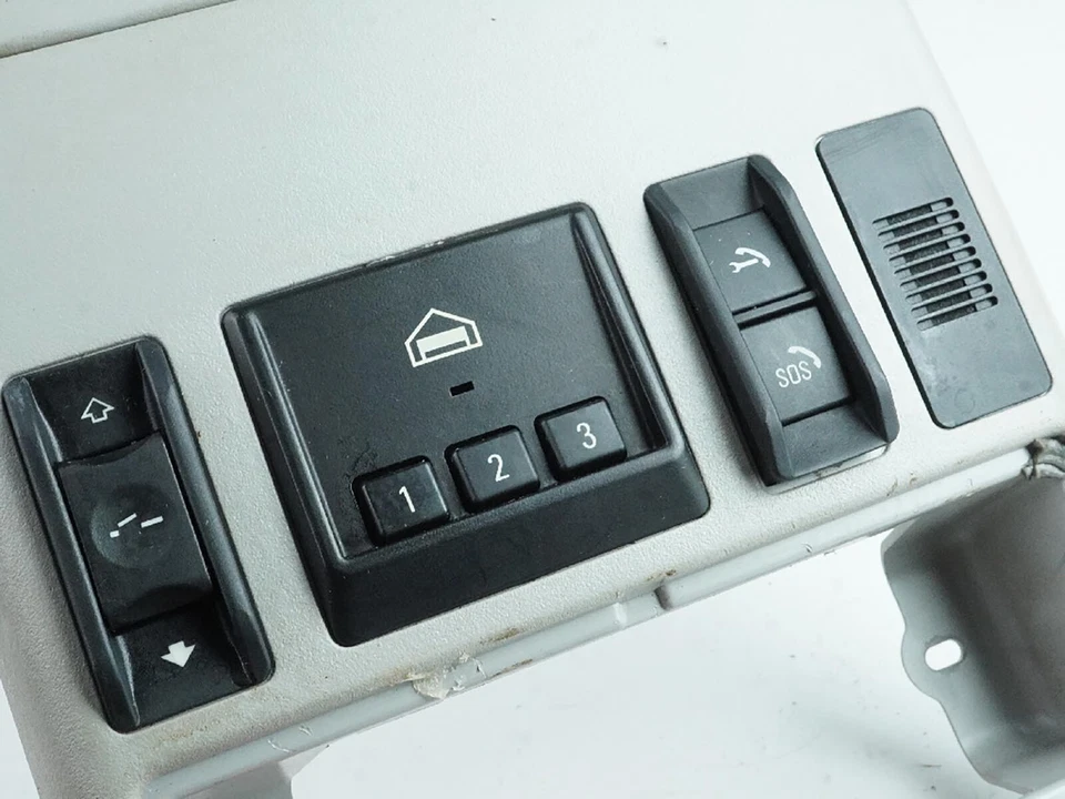 2000 - 2006 Bmw X5 E53 Overhead Console Dome Light Opener Garage Roof Switch Oem - Image 3 of 4