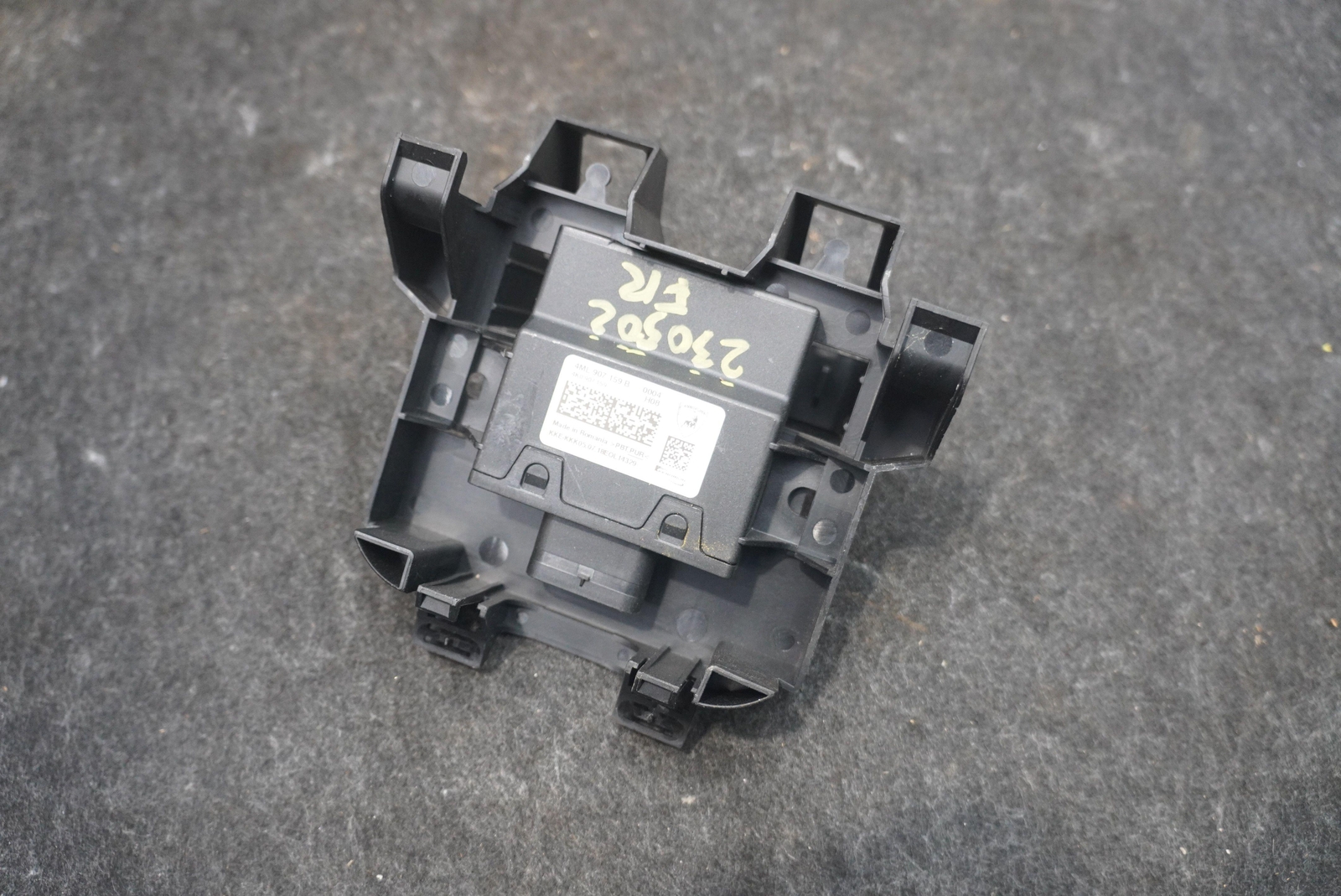 Impact Sound Computer Control Module ECU 4ML907159B OEM Lamborghini Urus 2019