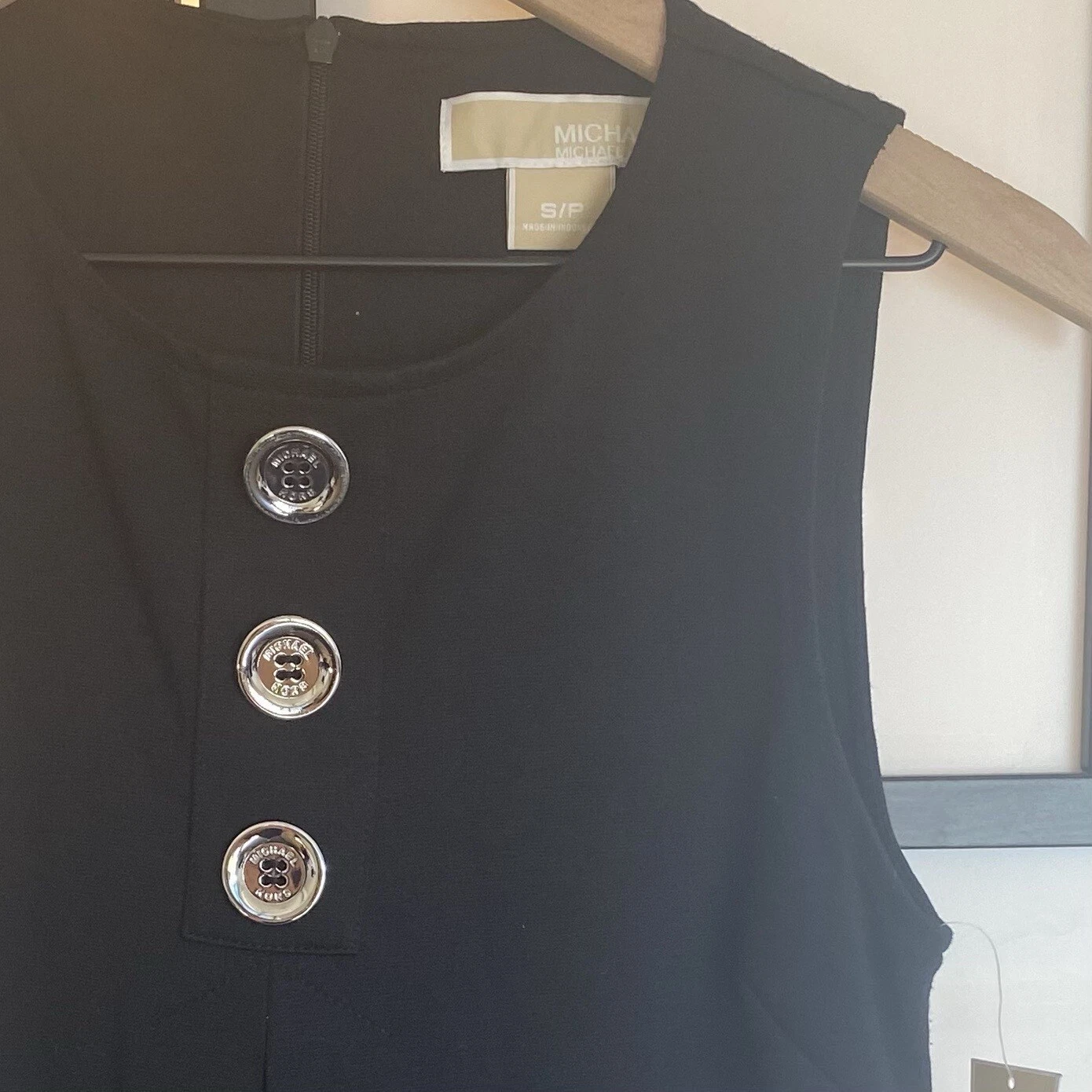 Abito Michael Kors taglia small senza maniche classico nero. Minimalista casual da ufficio