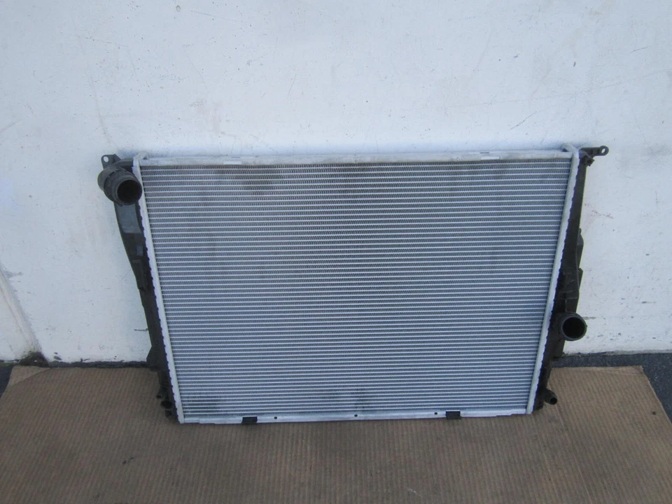 Os301317 BMW M3 Nissens 2008 2009 2010 2011 2012 radiador OEM Foto 2 de 4