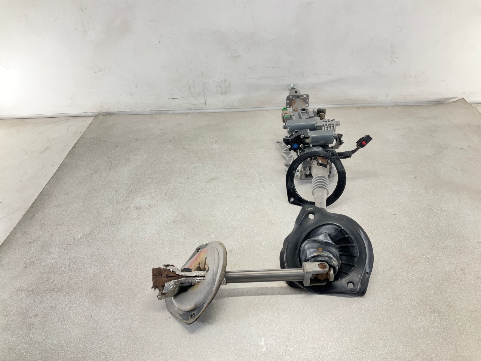 17-20 MASERATI Levante Steering Column w/ Shaft OEM
