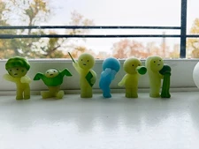 SMISKI set of 6, in excellent condition. Give them a good home!