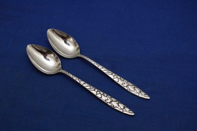 2  Towle SCC Supreme  TWS137  Stainless Steel  Oval Place Soup Spoons Excellent