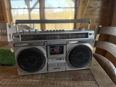 Sanyo Amss Automatic Music Select System 4 Speaker M9935k Tape Radio BoomboxNICE