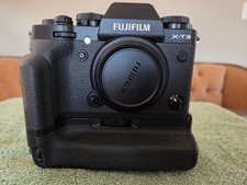 Fujifilm X-T3 26.1MP Digital Camera With Battery Grip, 3 Batteries- Black