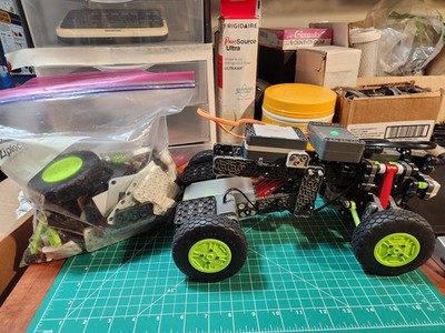 HEXBUG VEX Robotics Offroad Truck - STEM Construction Kit