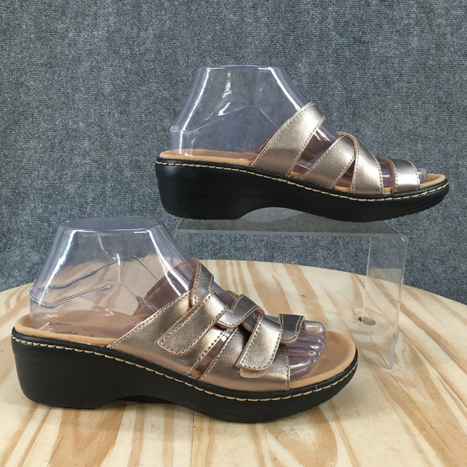 Clarks Sandals Womens 7.5M Merliah Karli Casual Slip On Wedge Slide Gold Leather - Image 2 of 4