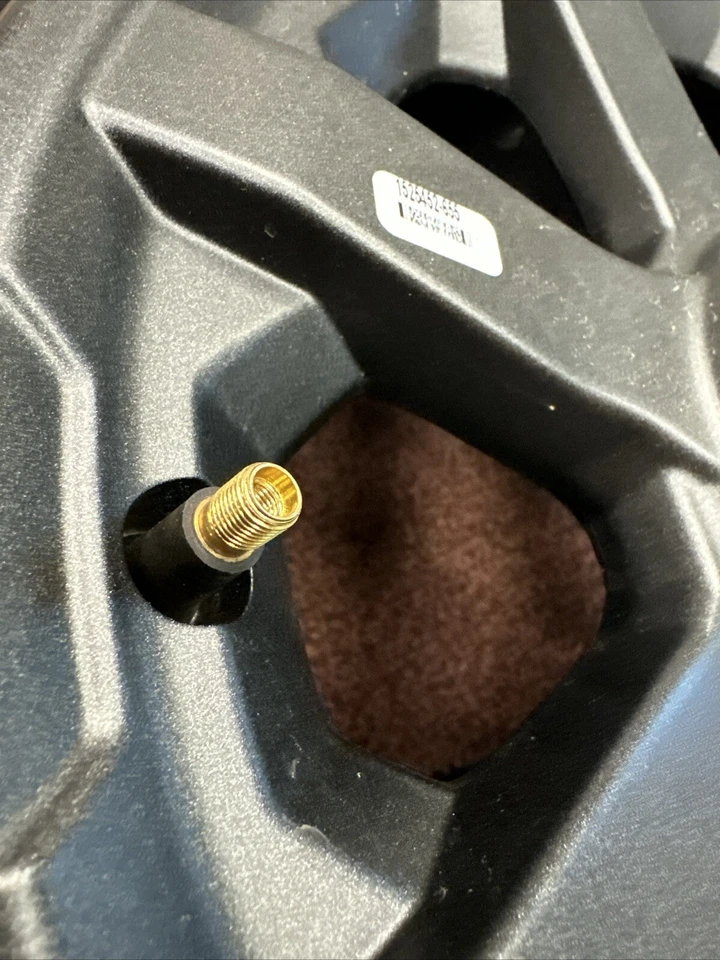 🛞 2024 POLARIS XPEDITION 15x7 Front/Rear Wheel with 0 miles EXCELLENT SHAPE 🛞 - Image 3 of 4