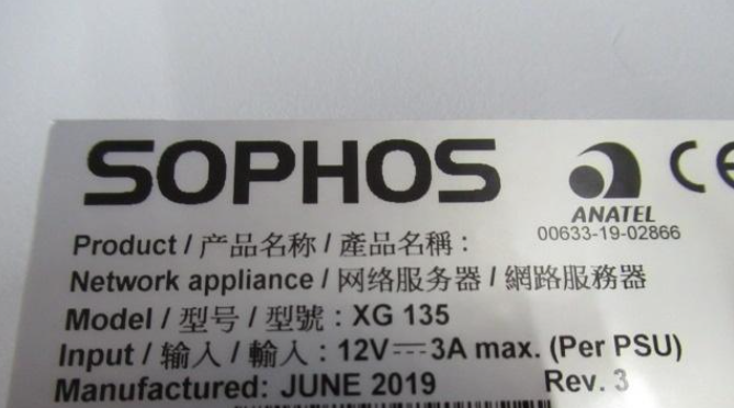 Sophos XG 135 REV Rev.3 VPN Firewall Desktop Appliance with AC