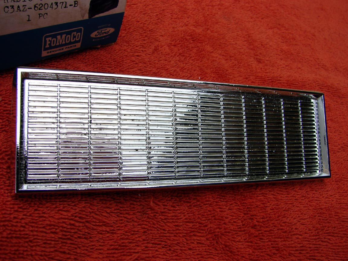1963 1963 1/2 Ford Lightweight NOS C3AB-6204371-B Radio Delete