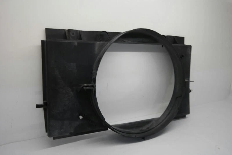 2003 2004 2005 2006 2007 HUMMER H2 Radiator Shroud 6.0L  Foto 2 de 4