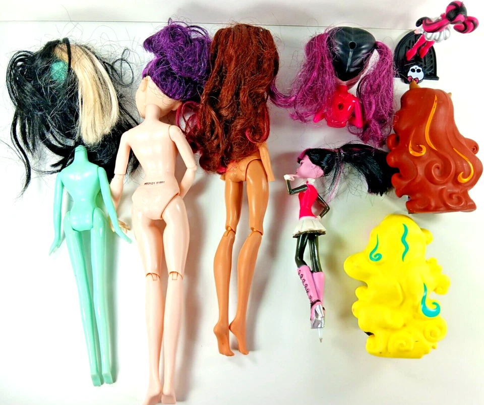 Ever After High MH Enorme Lote Mixto Accesorios Ropa Zapatos Soporte Piezas Cepillos+ Foto 3 de 4