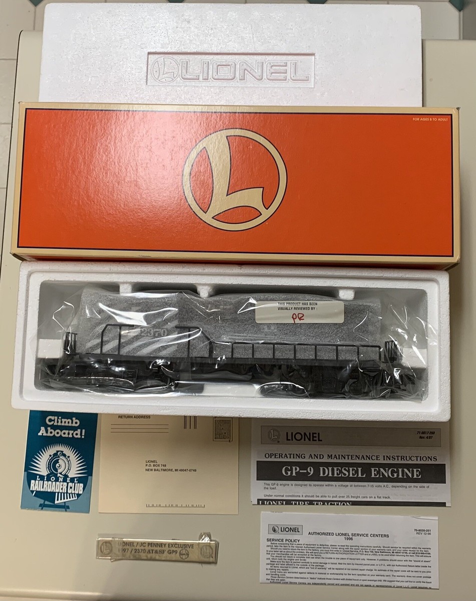 Lionel 6-18853 JC Penney SF GP-9 with Display Case | eBay