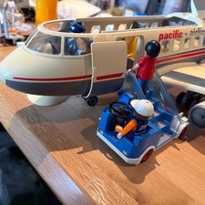 Playmobil Flugzeug, Flughafen,Tower und Bus