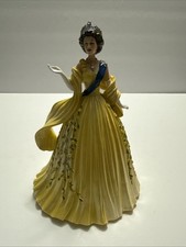 QUEEN ELIZABETH II AUSTRALIAN TOUR ROYAL STYLE FIGURINE HAMILTON COLLECTION