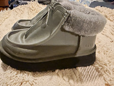 UGG Classic Ultra Mini Zip Gray Shearling Lined Ankle Bootie US 7 EU 38