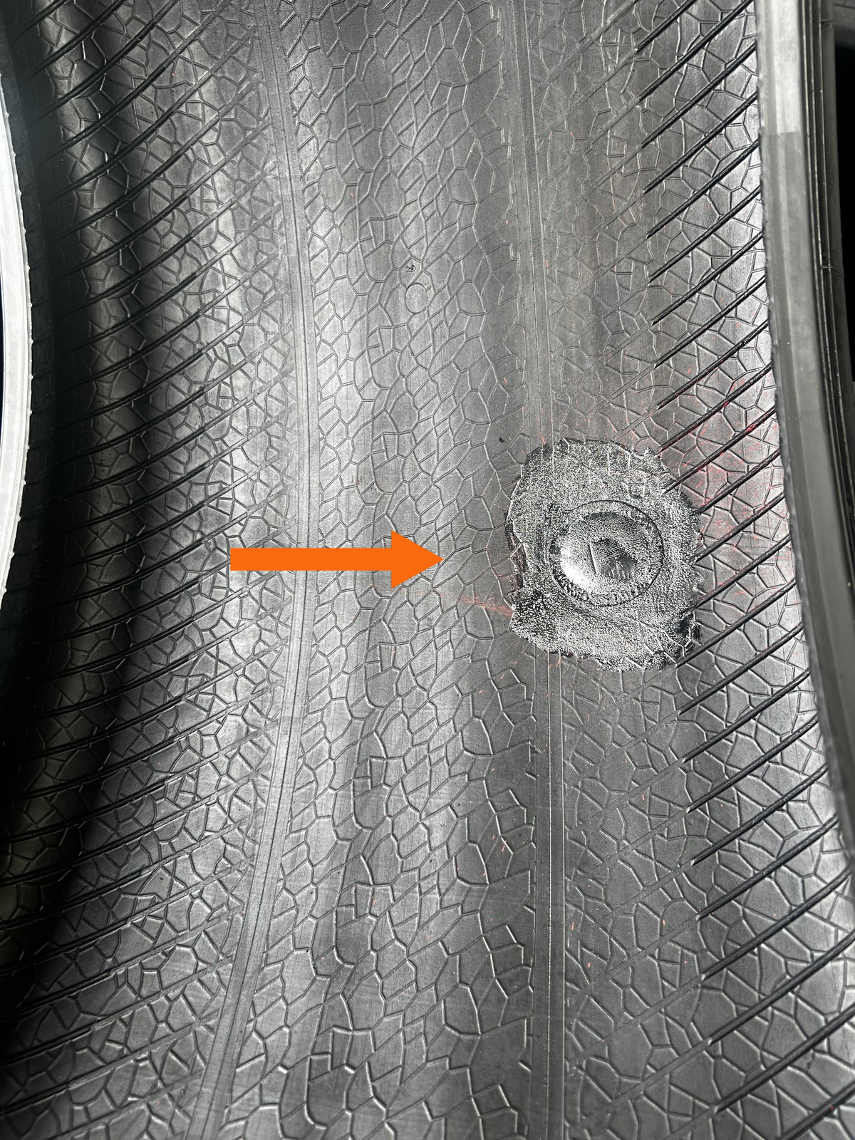 1 Tire Pirelli P Zero PZ4 Lamborghini Urus 325/30ZR23 109Y DOT.2524 6.5/32